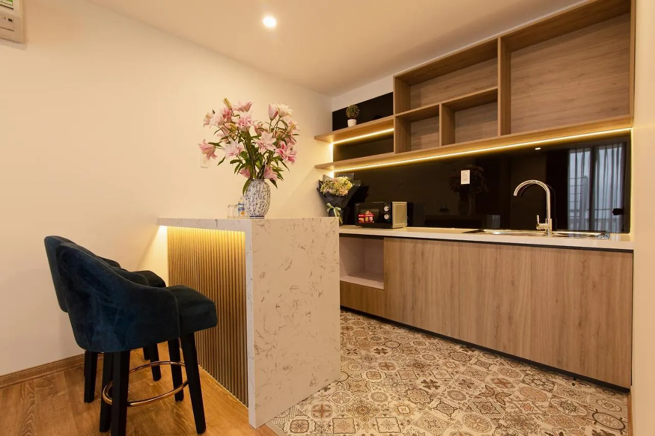 Emily Hotel & Apartment Da Nang