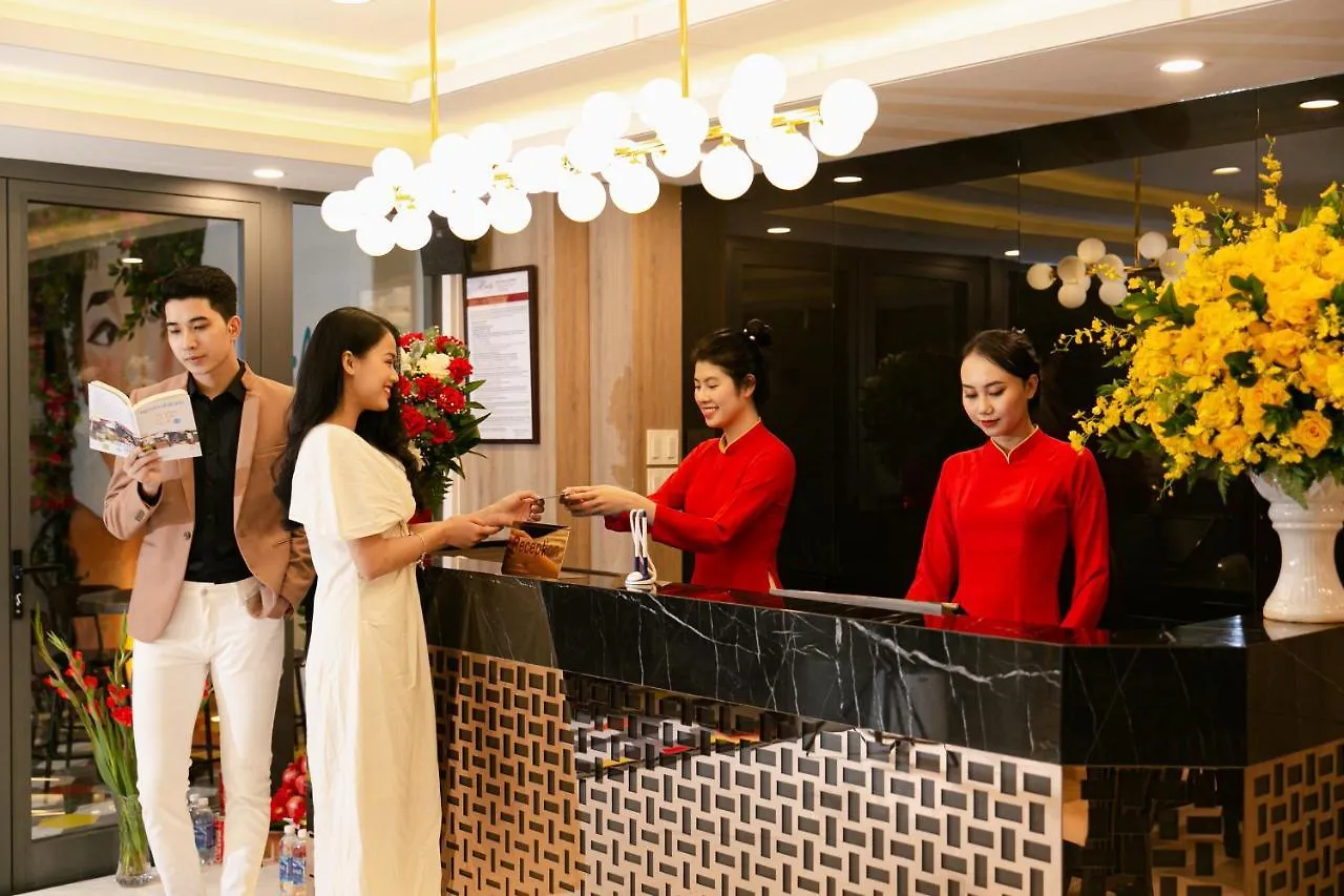 Emily Hotel & Apartment Da Nang