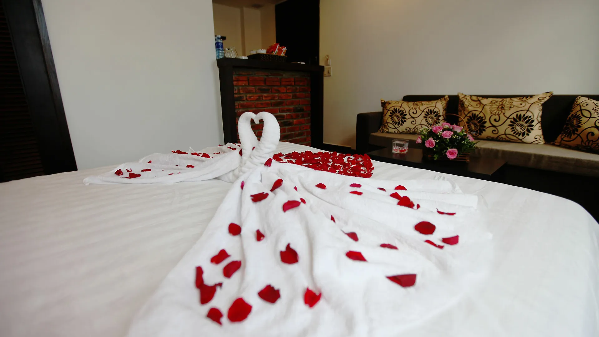 Emily Hotel & Apartment Da Nang